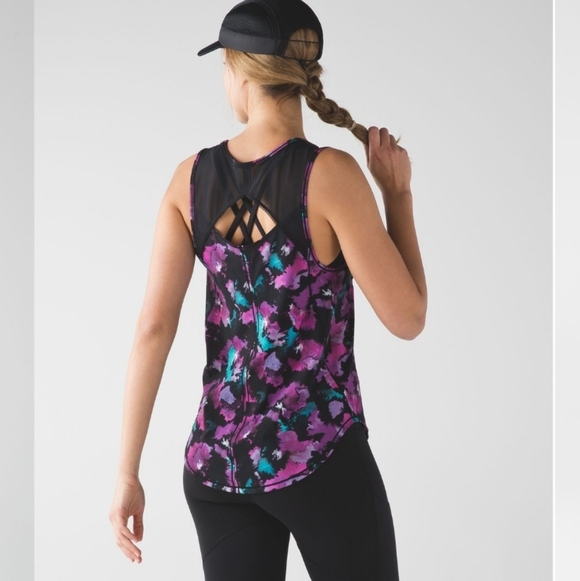 lululemon athletica Tops - Lululemon Sculpt Tank